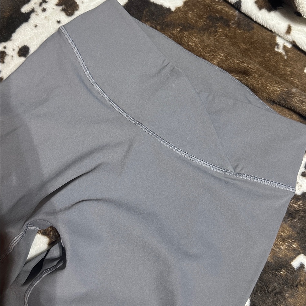 Oner Active Gray Leggings gray unified wrap flared bottom - Picture 4 of 5
